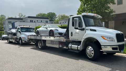 Specialty Car Towing Shelter Island NY